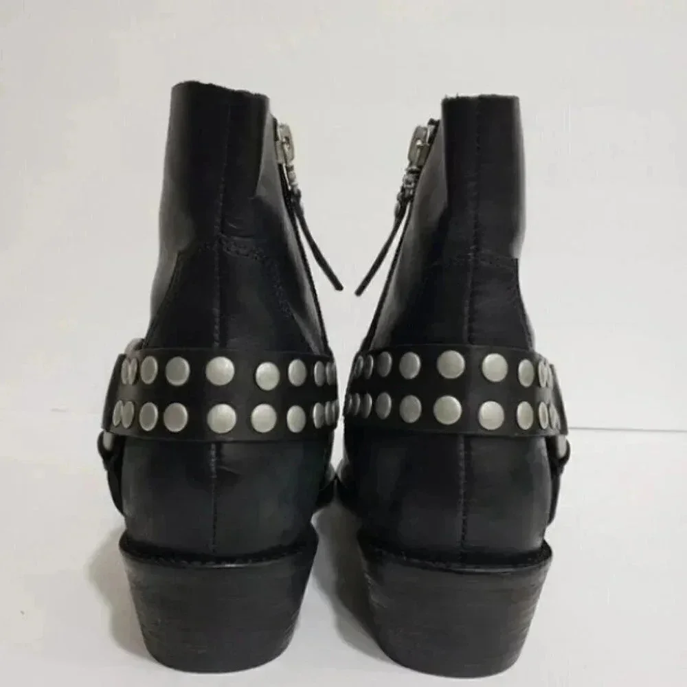 NWOT Sam Edelman Waldorf Studded Biker Ankle…